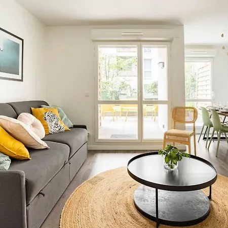 Garden /20 Min Champs Elysees /30 Min Eiffel Tower Apartment Nanterre